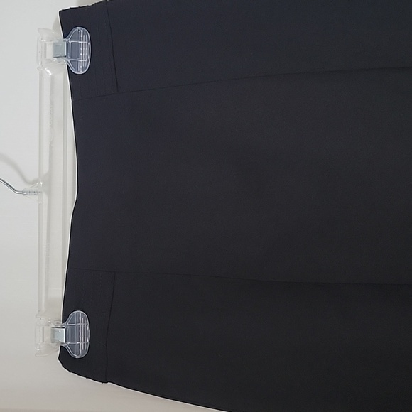 H&M, Black Size 6 Pencil Skirt. Embroidered Line Waistband Accent. EUC - Picture 2 of 11